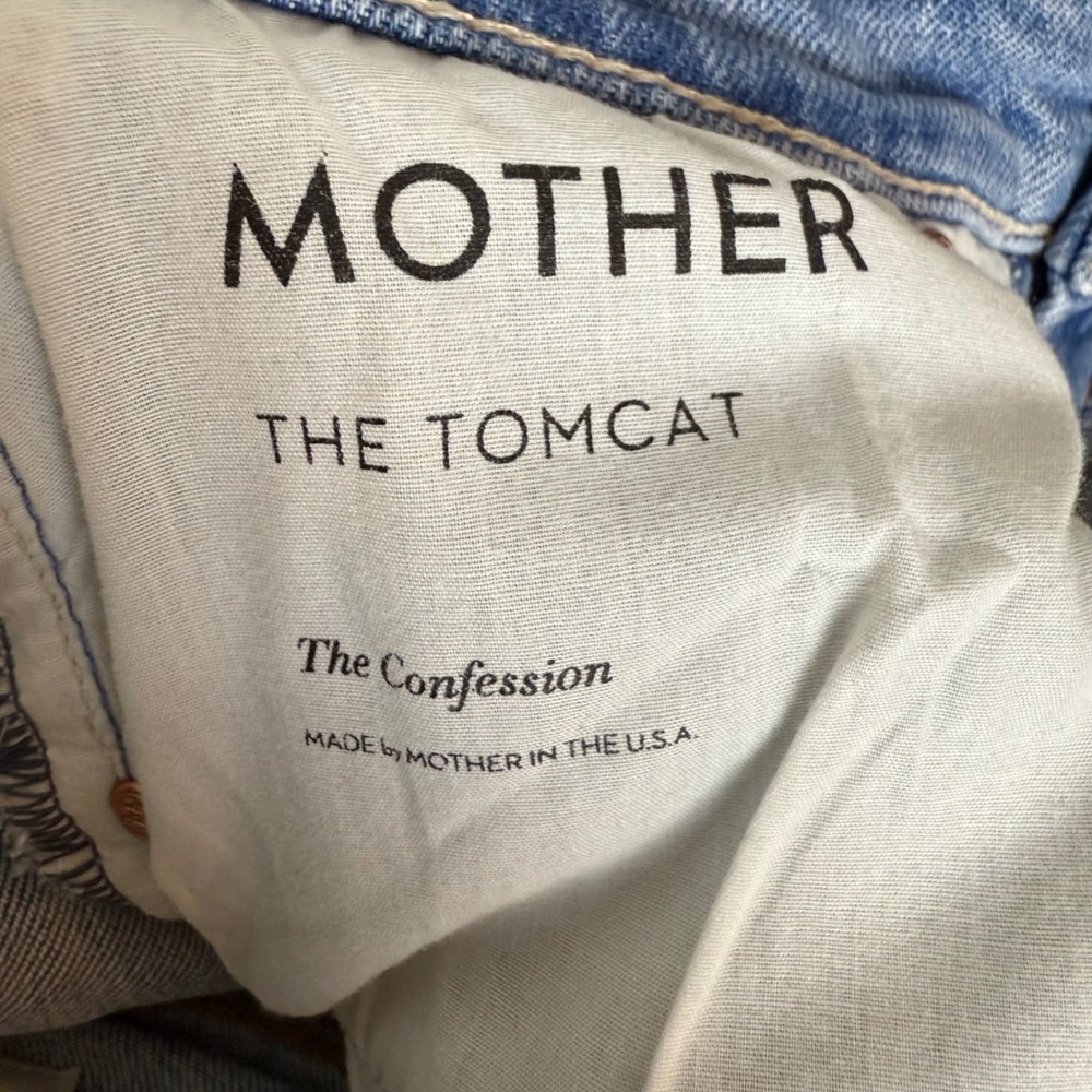 MOTHER Superior The Tomcat Distressed Jeans in The Confession - Picture 11 of 13